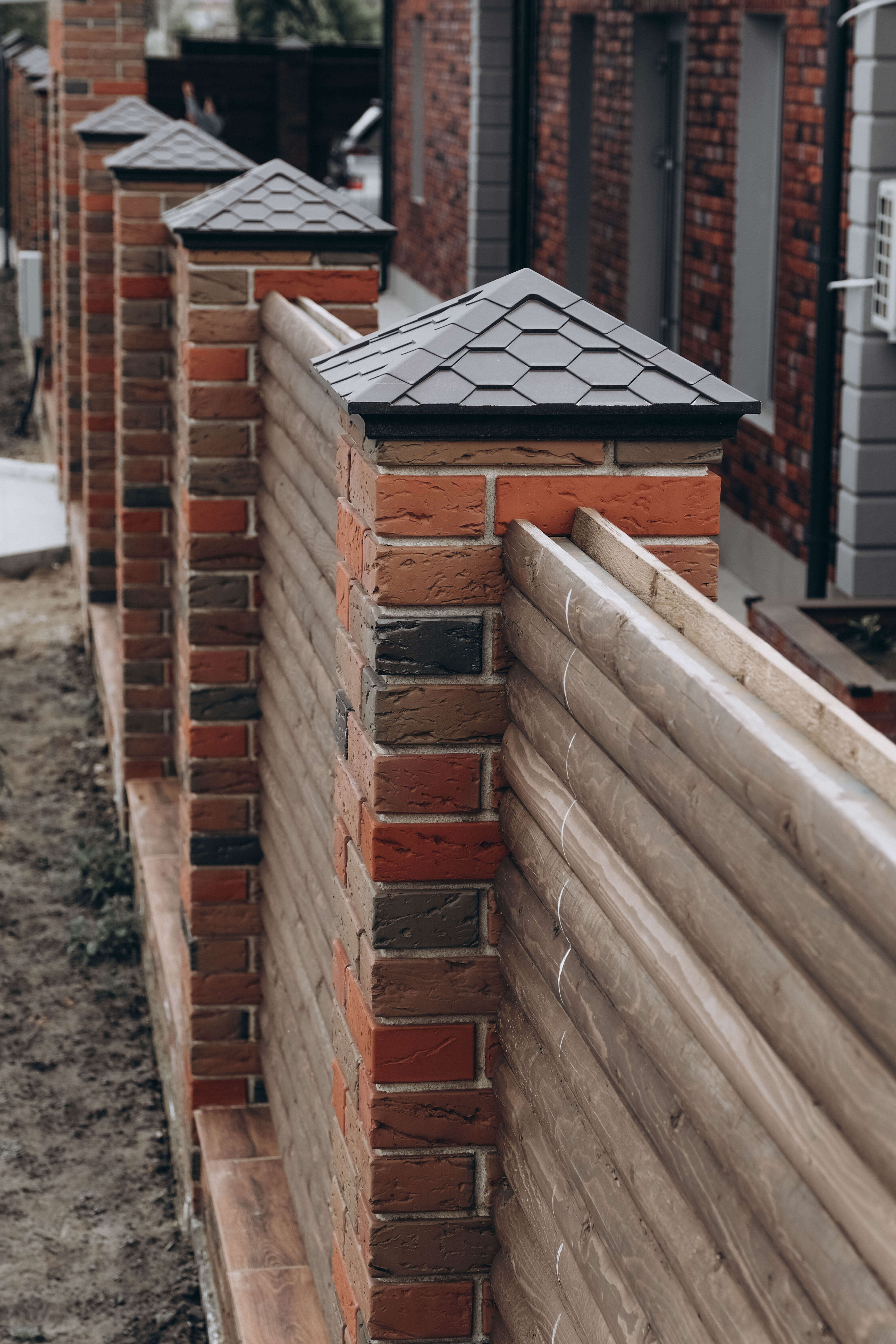 Колпак Zking Эверест Коричневый на столб 1.5х1.5 кирпича (390х390мм) в Евпатории фото