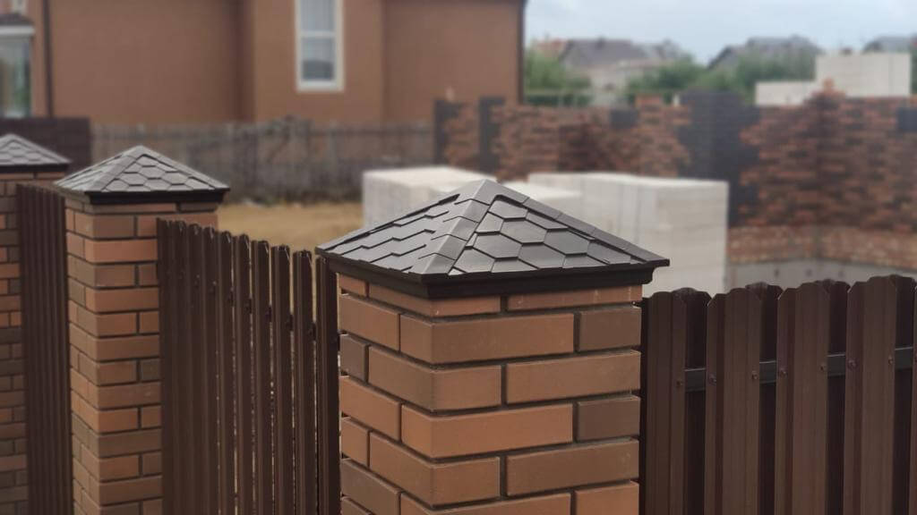 Колпак Zking Эверест Коричневый на столб 1.5х1.5 кирпича (390х390мм) в Евпатории фото